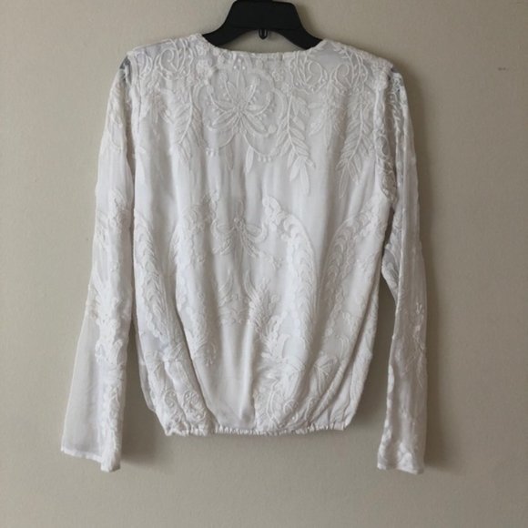 Delilah Blouse - Picture 2 of 5